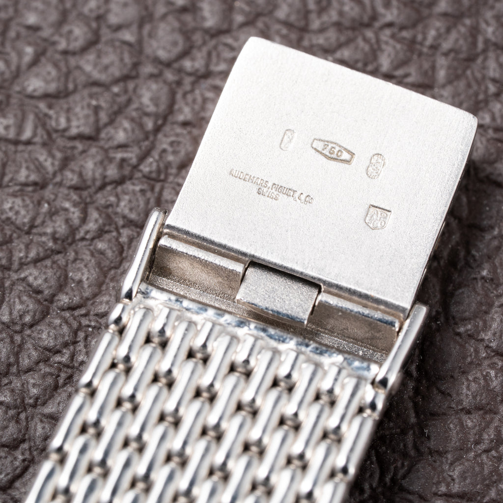 Audemars Piguet “Baby Cobra” Factory Diamond Set Dial & Hands 18k white gold circa 1989