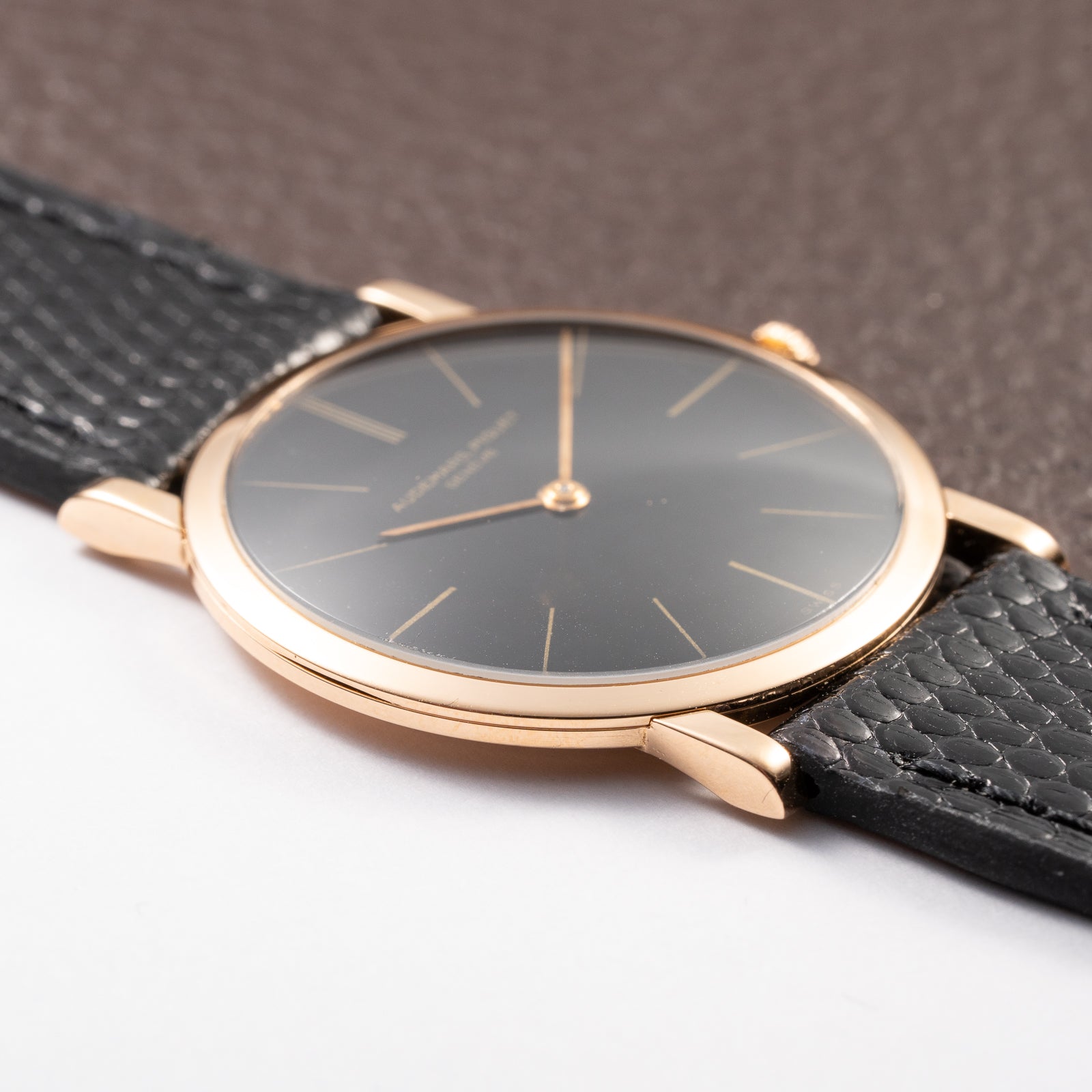 Audemars Piguet Ultra Thin Black Gilt Dial 18K Rosé Pink Gold From 1960s