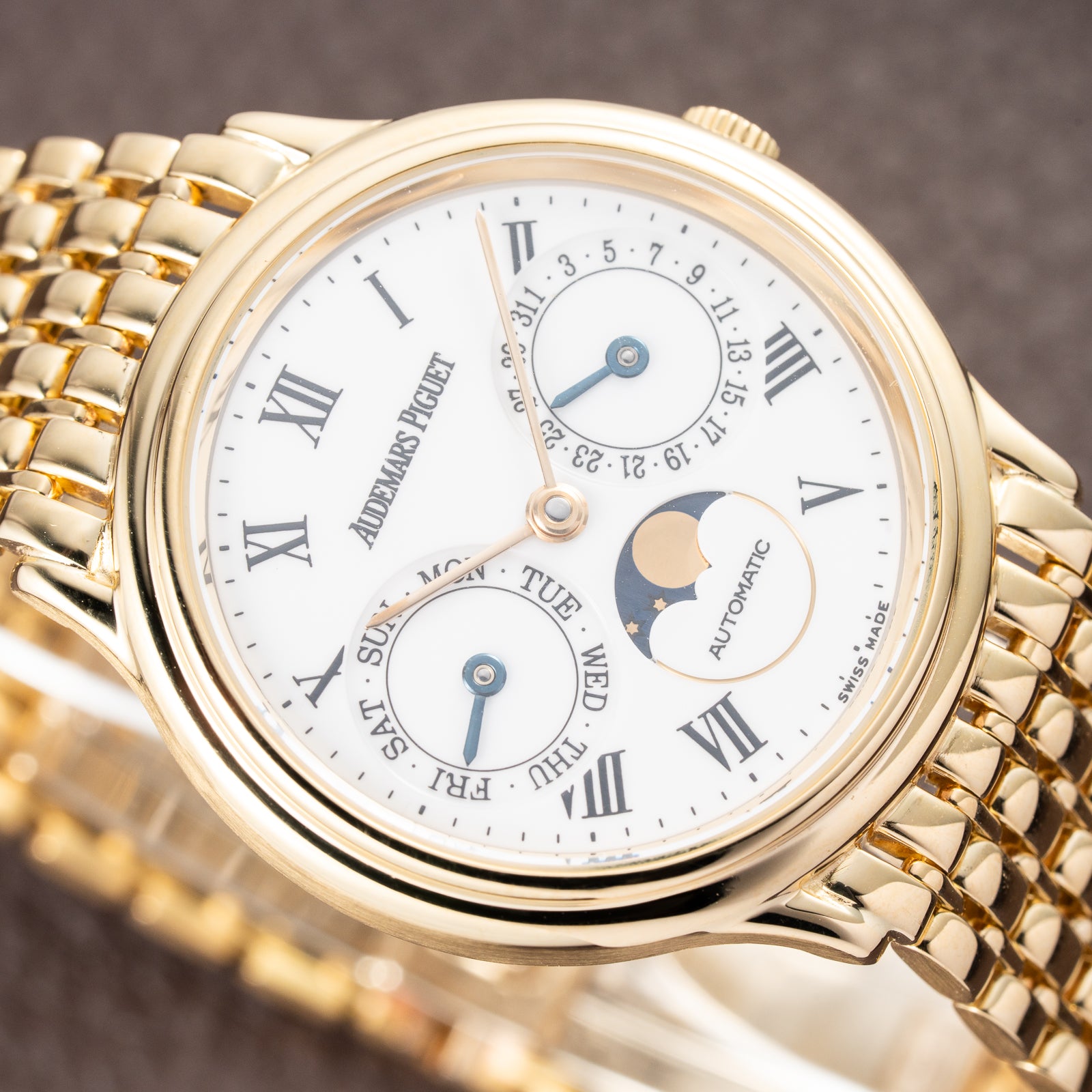 Audemars Piguet Day-Date Moonphase 18K Yellow Gold Ref. 25589BA from 1980s