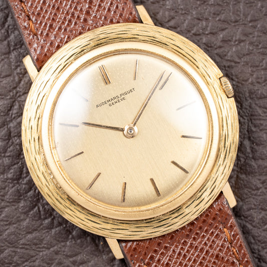 Audemars Piguet Disco Volante “Bark Finish” 18K Yellow Gold Ultra Thin Cal 2001 from 1960s