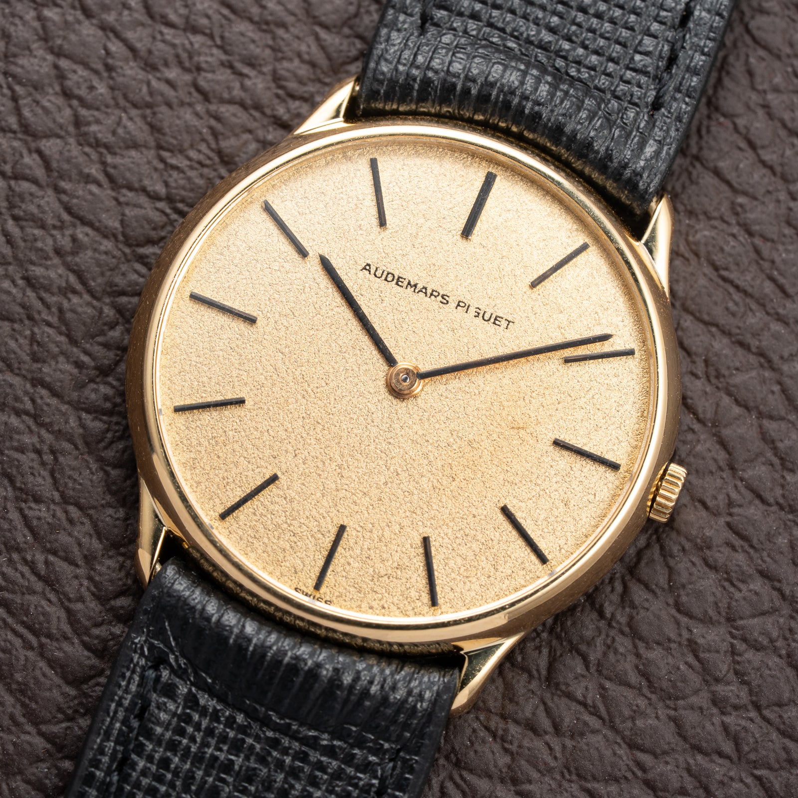 Audemars Piguet Dress Watch “Stardust” Dial 18K Yellow Gold Circa 1980s