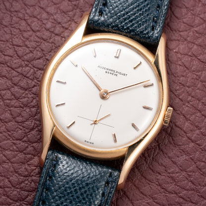 Audemars Piguet Dress Watch Elegant Lugs 18K Yellow Gold Cal K2001 from 1950s