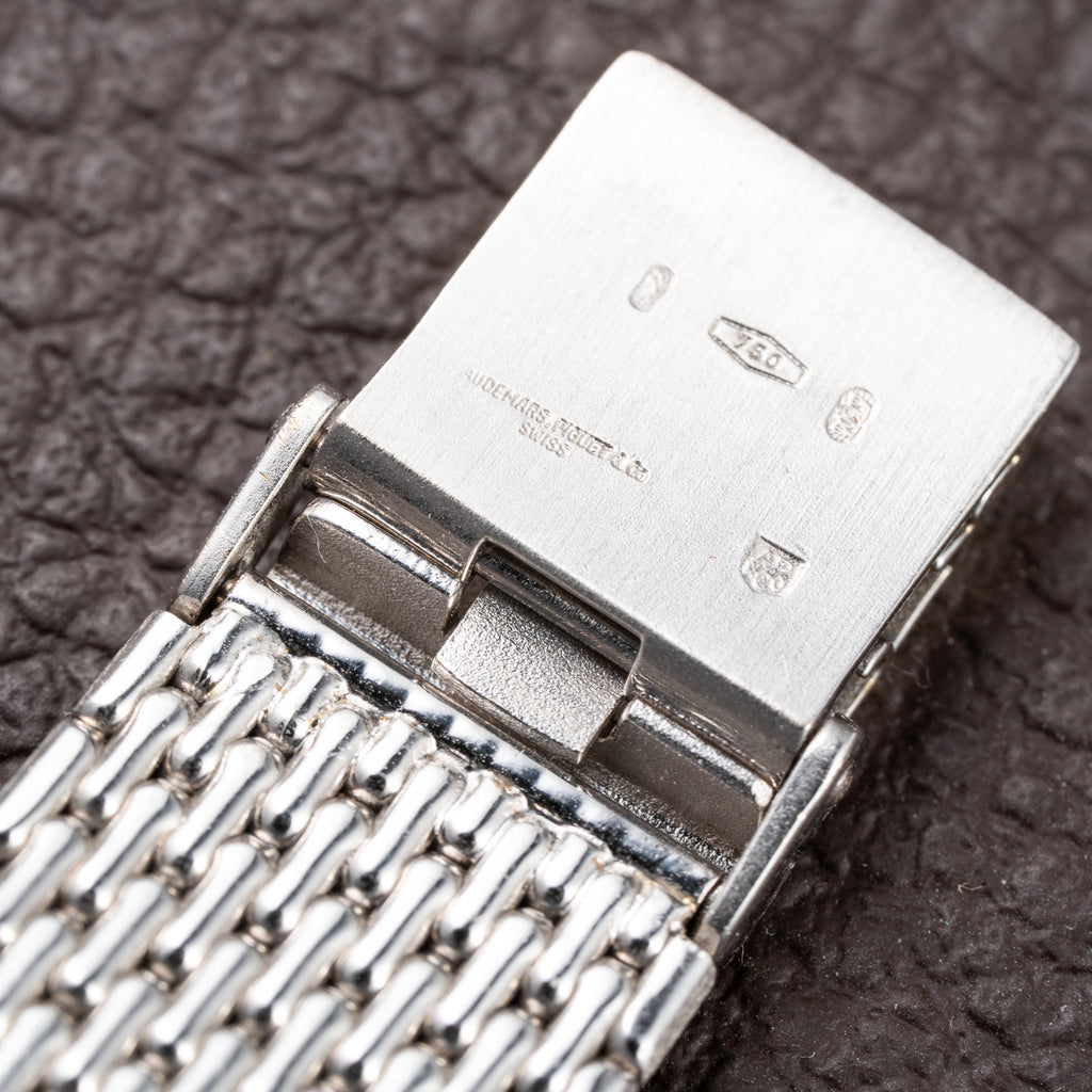 Audemars Piguet Pavé Factory Diamond & Blue Sapphires 18k White Gold Ref 14549BC Circa 1989