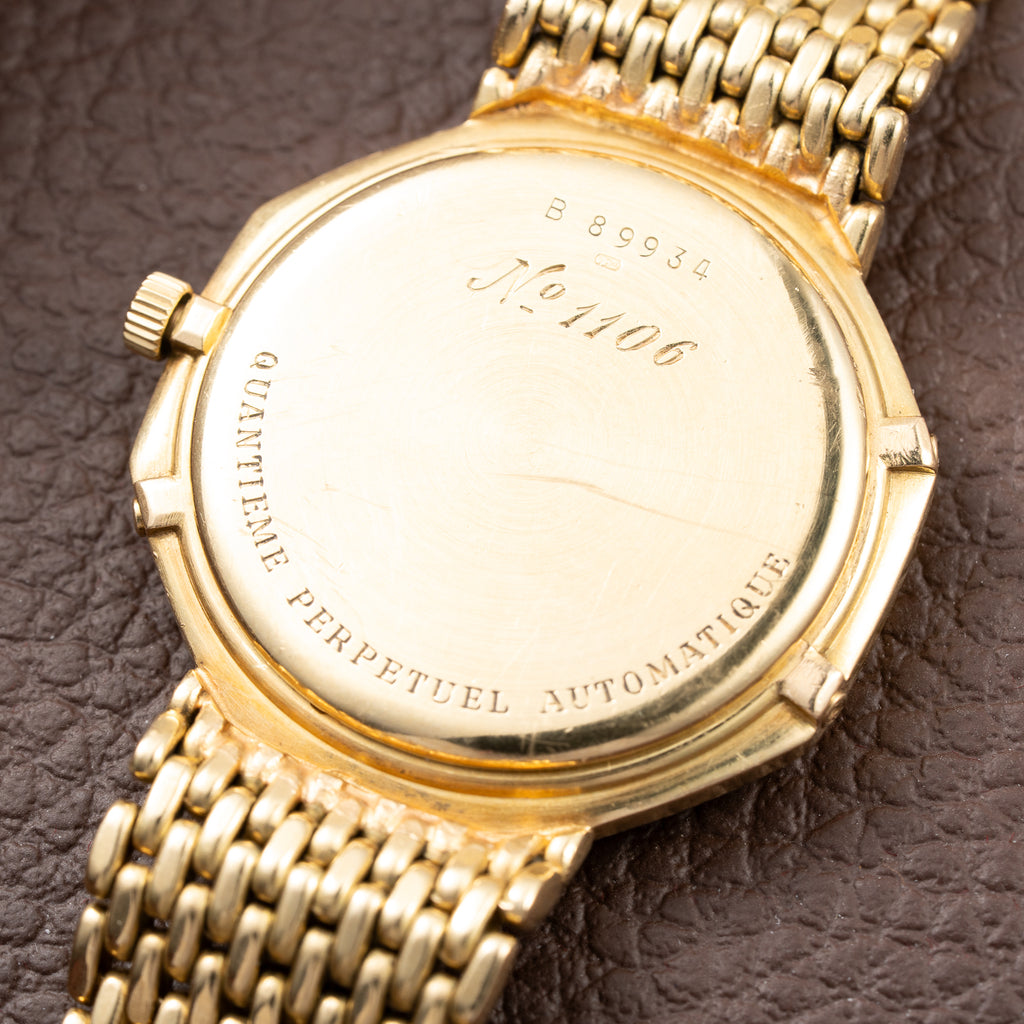 Audemars Piguet Quantième Perpétuel Automatique Octagonal in 18k Yellow gold Ref. 25557BA From 1980s