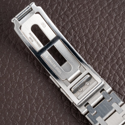 Audemars Piguet Royal Oak 33mm Ultra-Thin Ref. 56175ST from 1991