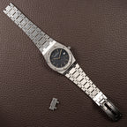 Audemars Piguet Royal Oak Ultra Thin Blue Petite Tapisserie Stainless Steel Unpolished Ref. 56175ST From Circa 1993