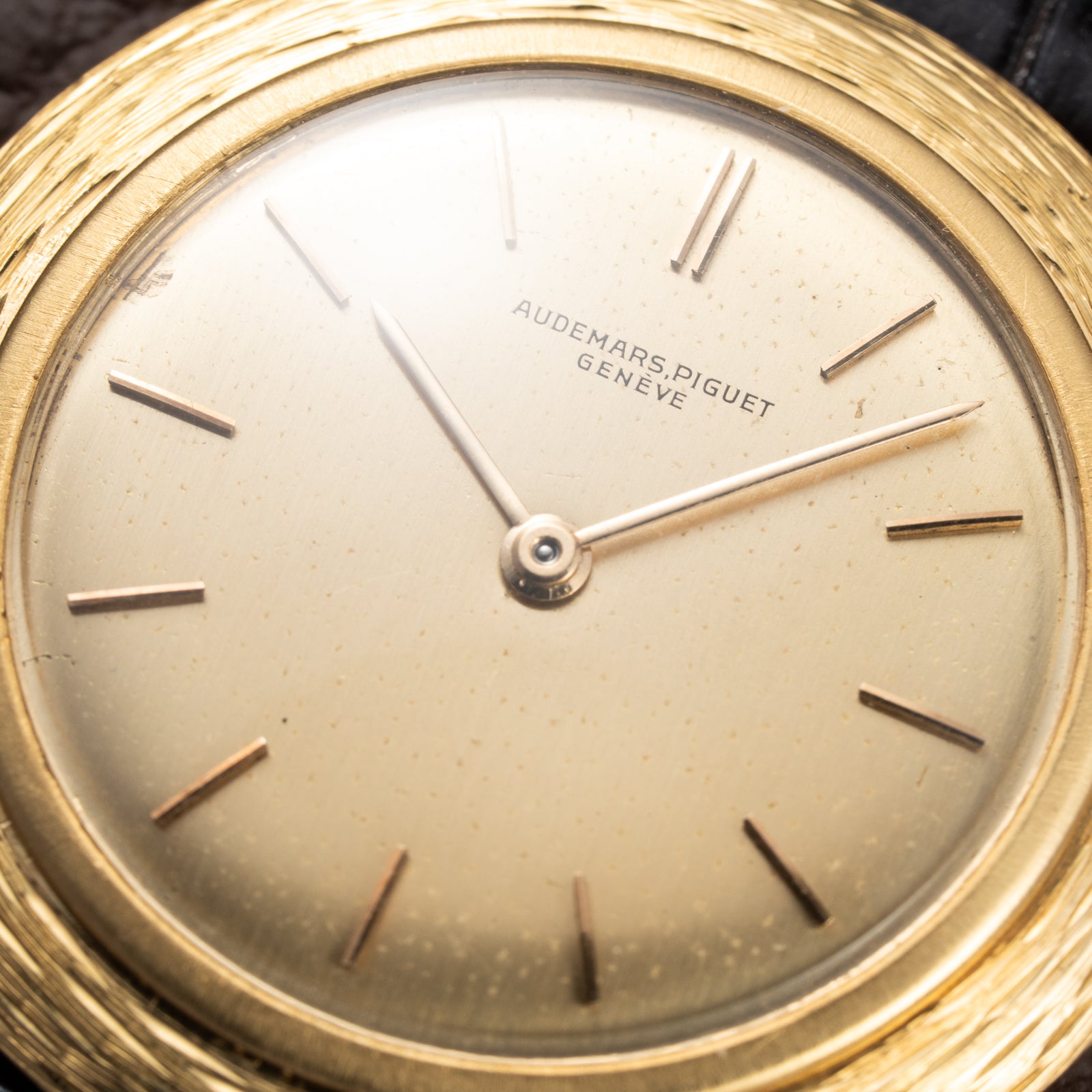Audemars Piguet Disco Volante “Bark Finish” 18K Yellow Gold Ultra Thin Cal 2001 from 1960s