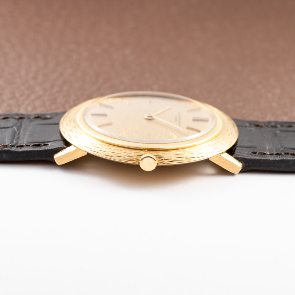 Audemars Piguet Disco Volante “Bark Finish” 18K Yellow Gold Ultra Thin Cal 2001 from 1960s