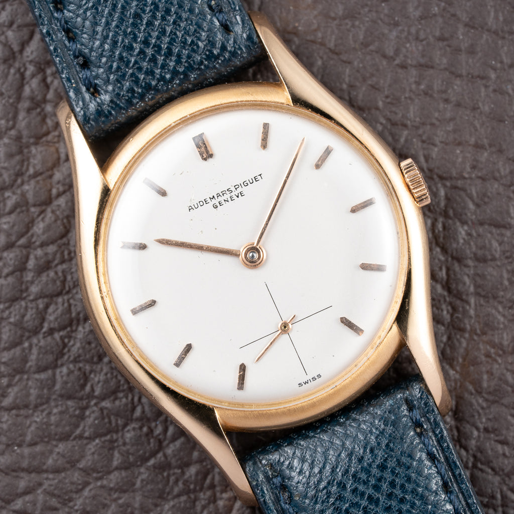 Audemars Piguet Dress Watch Elegant Lugs 18K Yellow Gold Cal K2001 from 1950s
