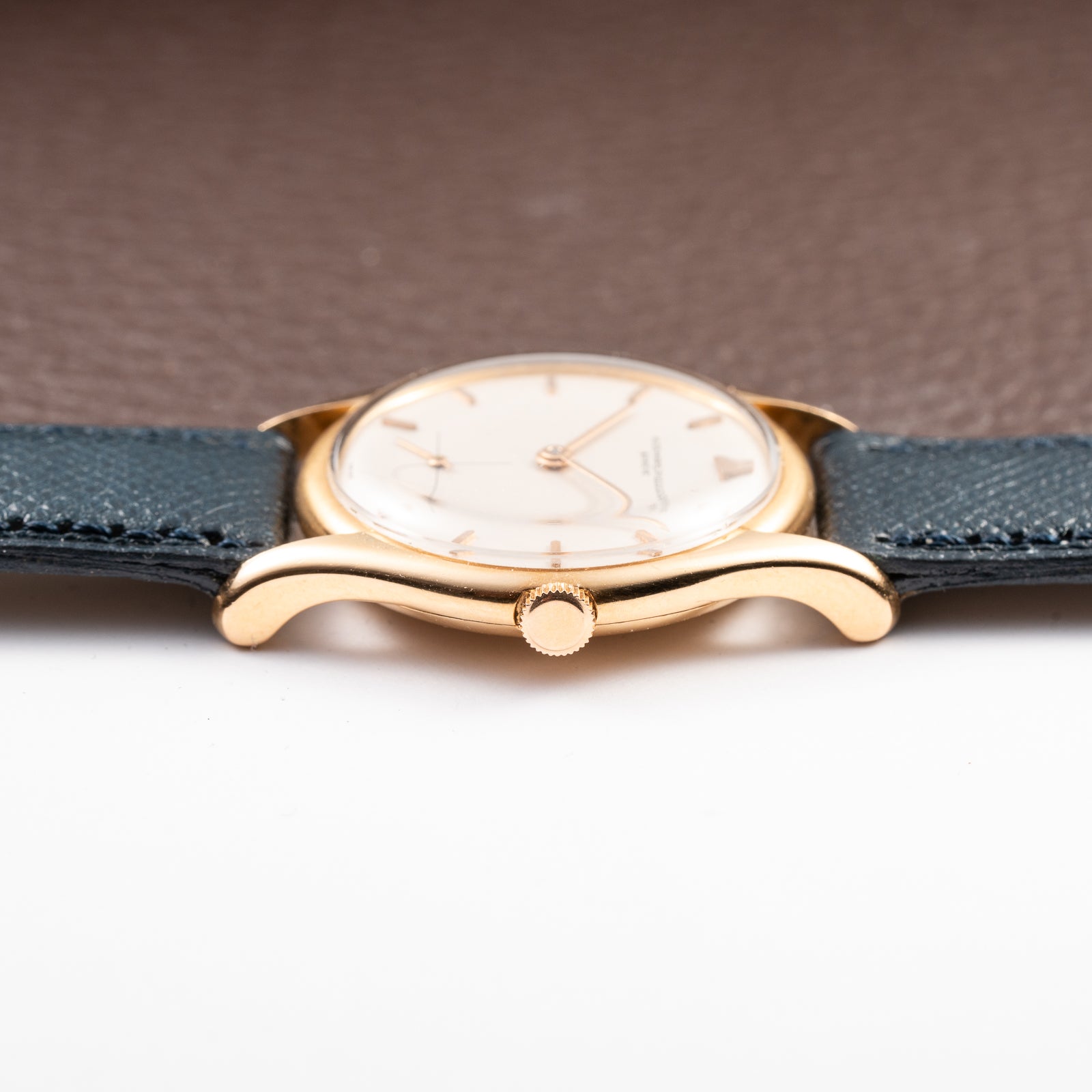 Audemars Piguet Dress Watch Elegant Lugs 18K Yellow Gold Cal K2001 from 1950s