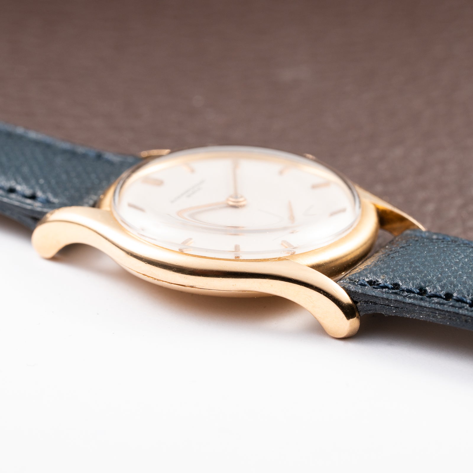 Audemars Piguet Dress Watch Elegant Lugs 18K Yellow Gold Cal K2001 from 1950s