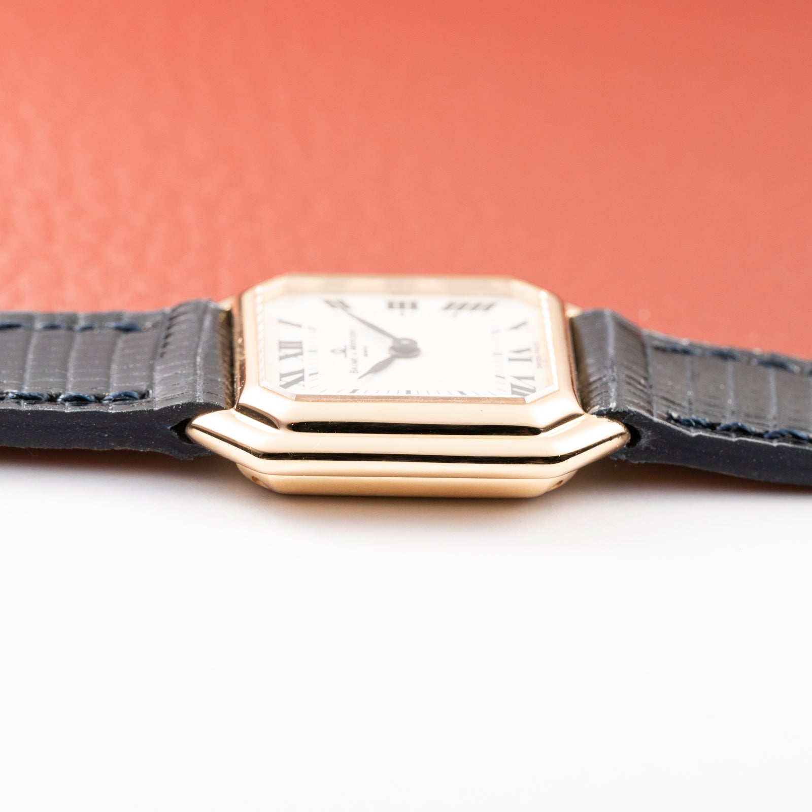Baume & Mercier Ceinture 18K Yellow Gold Ref. 38259 from 1980s