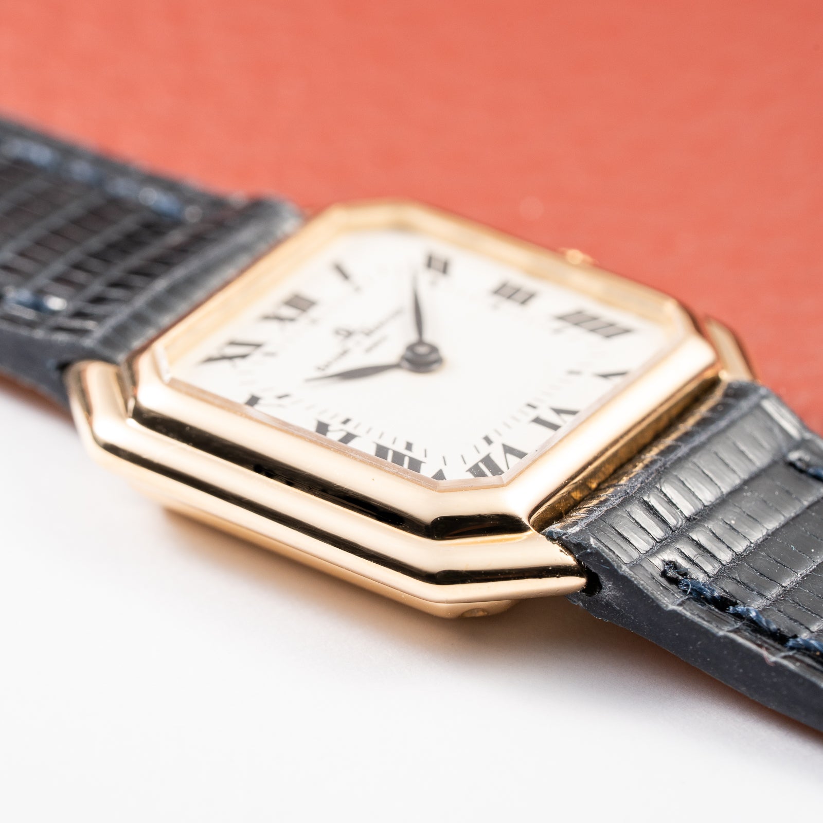 Baume & Mercier Ceinture 18K Yellow Gold Ref. 38259 from 1980s
