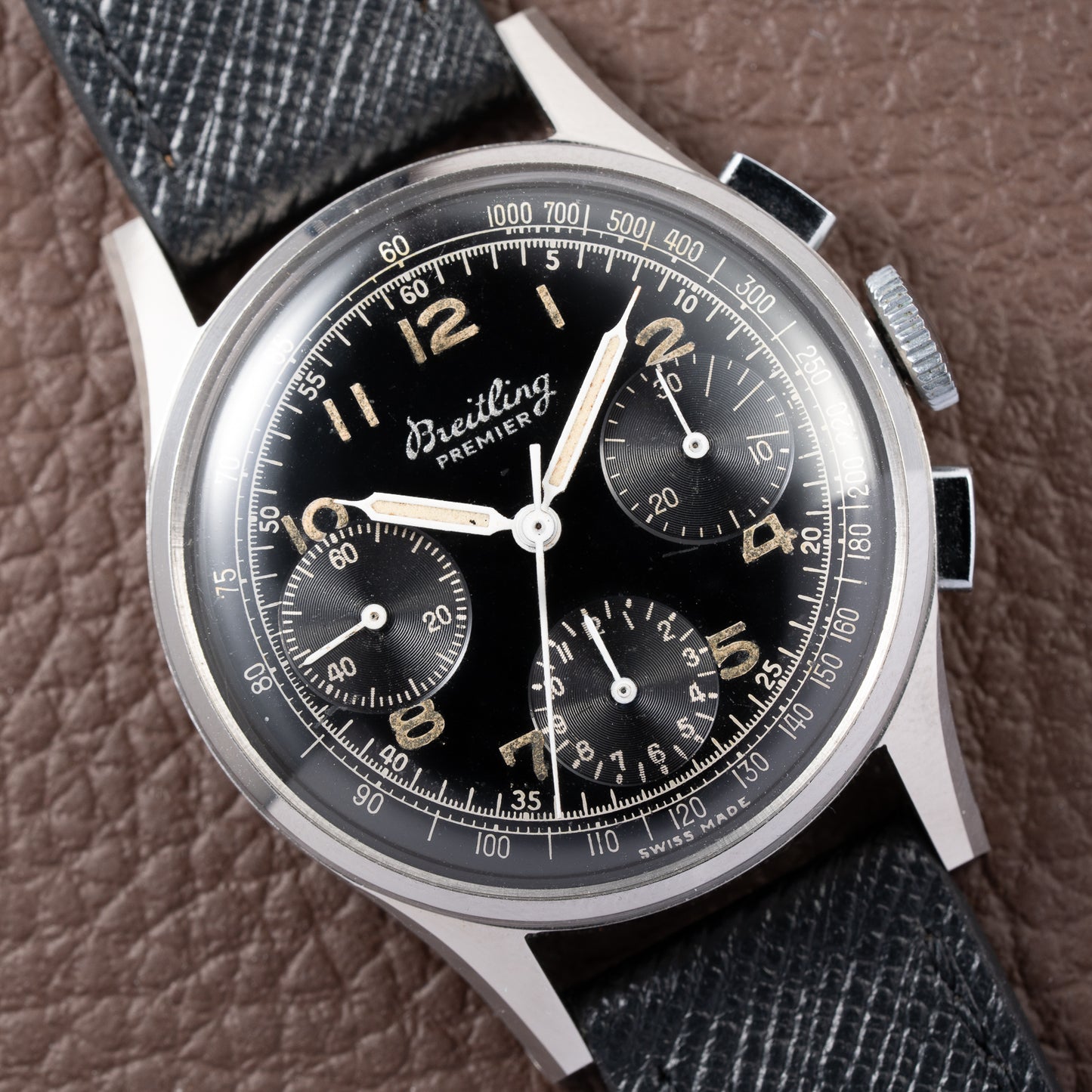 Breitling Premier Unpolished Black Gilt Dial Chronograph Venus 152 Ref 787 from 1940s