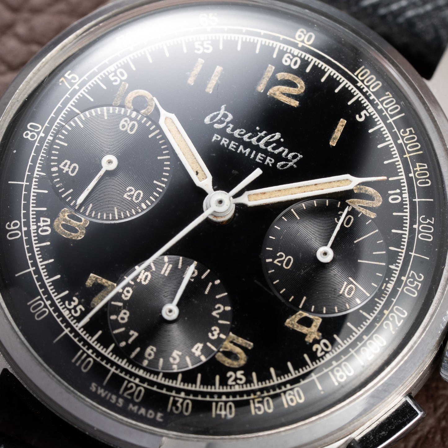 Breitling Premier Unpolished Black Gilt Dial Chronograph Venus 152 Ref 787 from 1940s