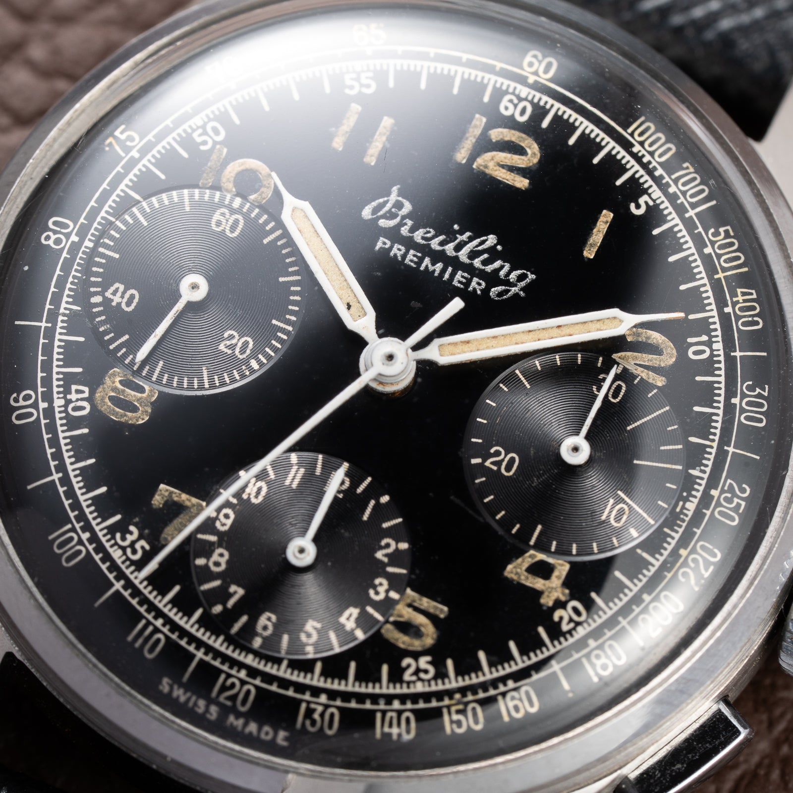 Breitling Premier Unpolished Black Gilt Dial Chronograph Venus 152 Ref 787 from 1940s