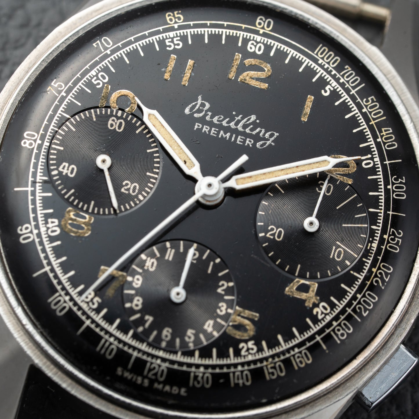 Breitling Premier Unpolished Black Gilt Dial Chronograph Venus 152 from 1940s Ref 787
