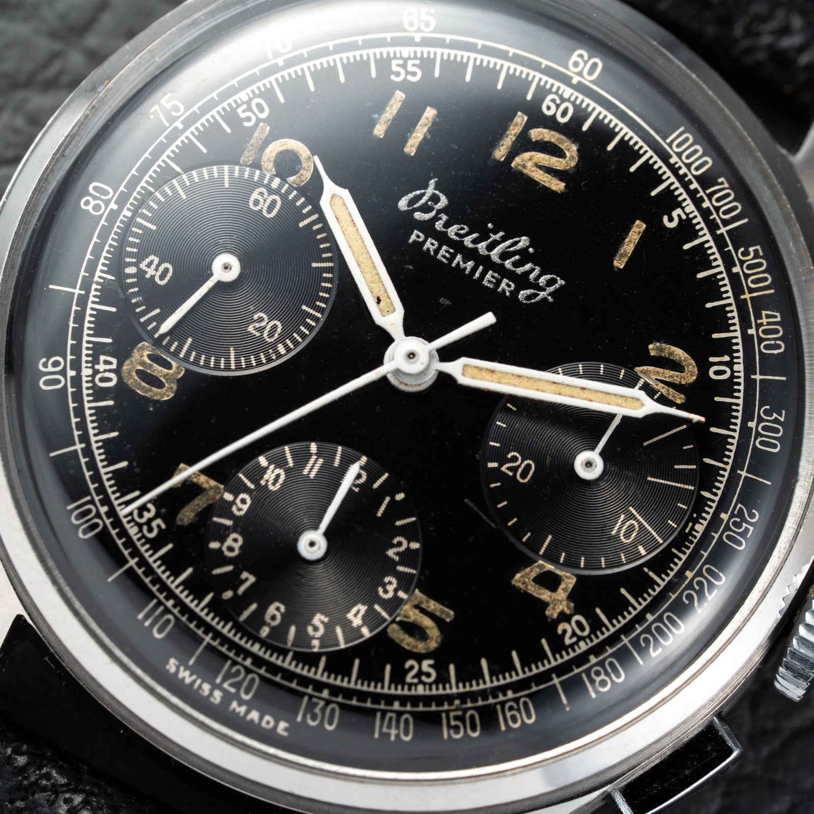 Breitling Premier Unpolished Black Gilt Dial Chronograph Venus 152 from 1940s Ref 787