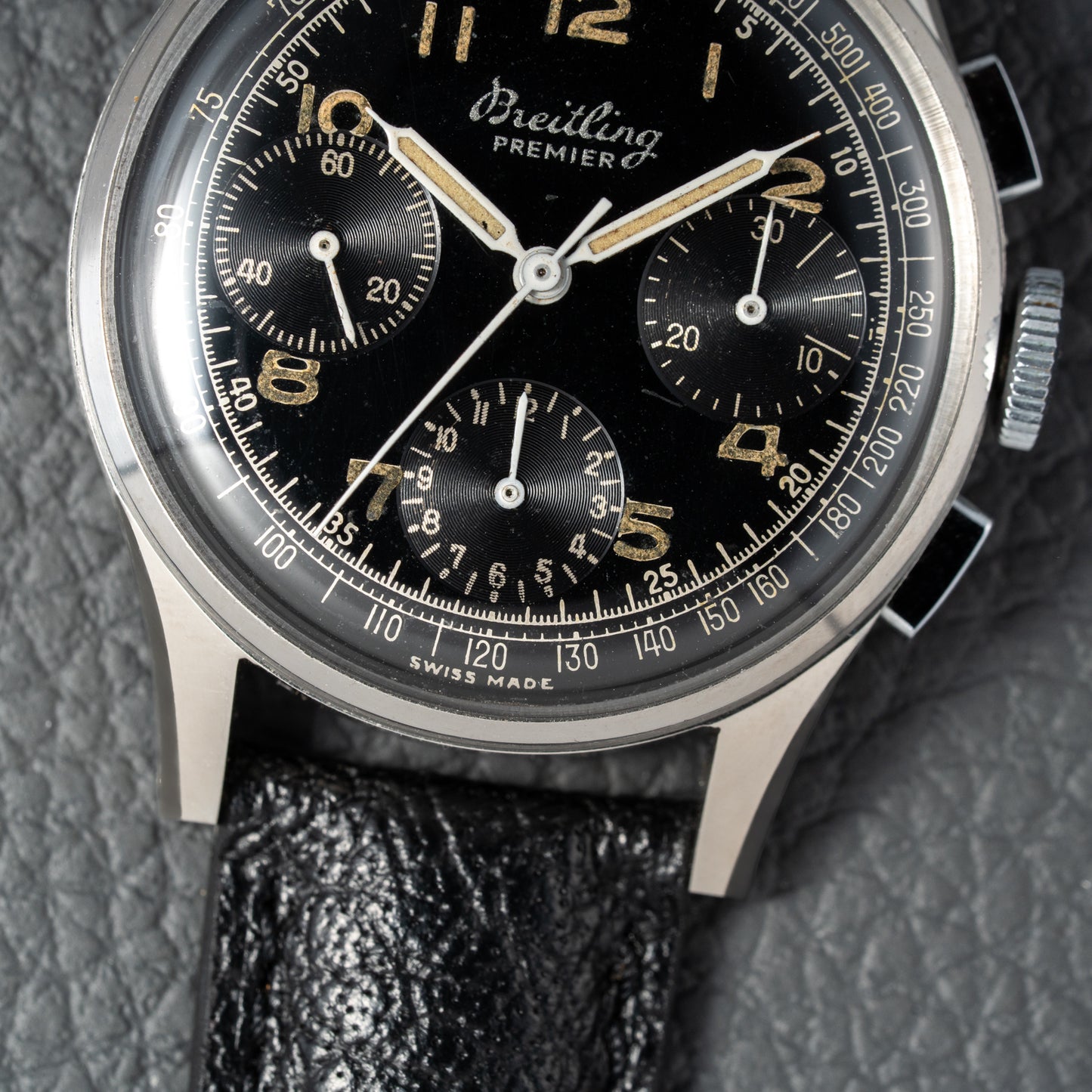 Breitling Premier Unpolished Black Gilt Dial Chronograph Venus 152 from 1940s Ref 787
