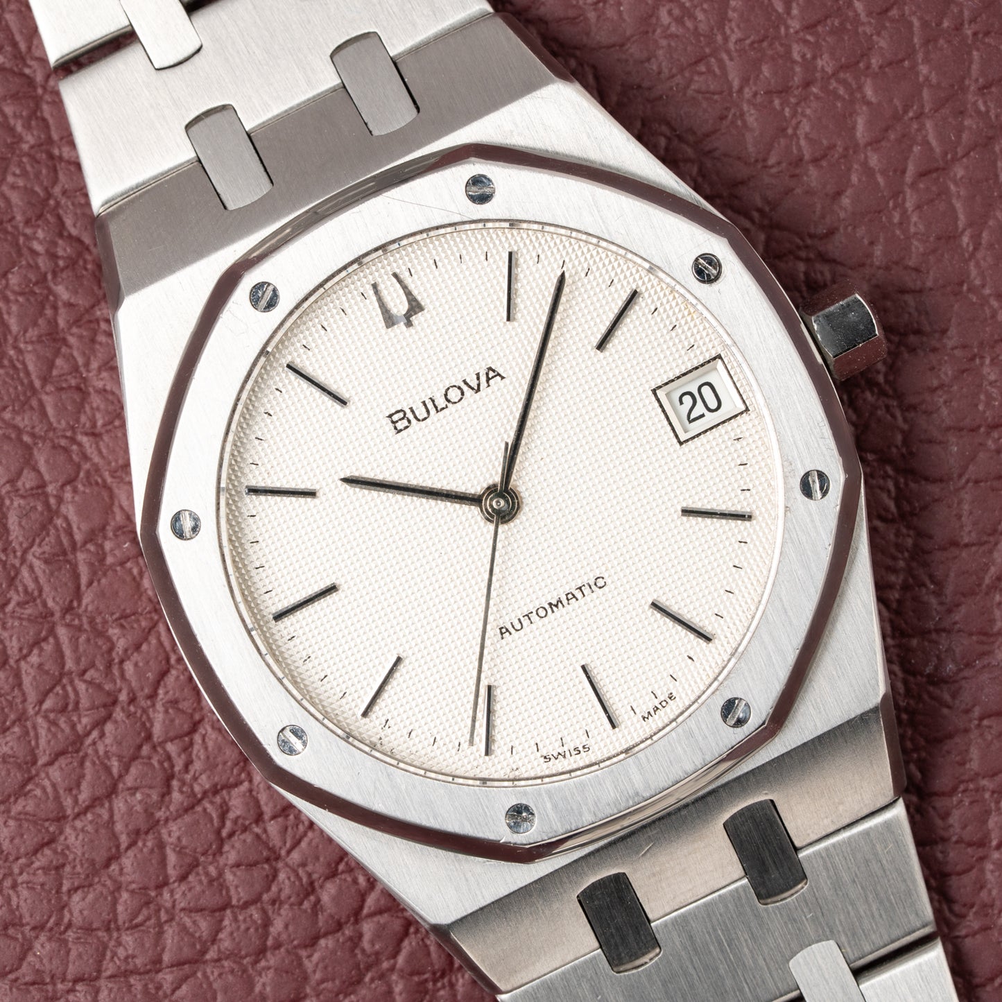 Bulova Automatic Royal Oak White Dial Ref. 4420101 from 1980s