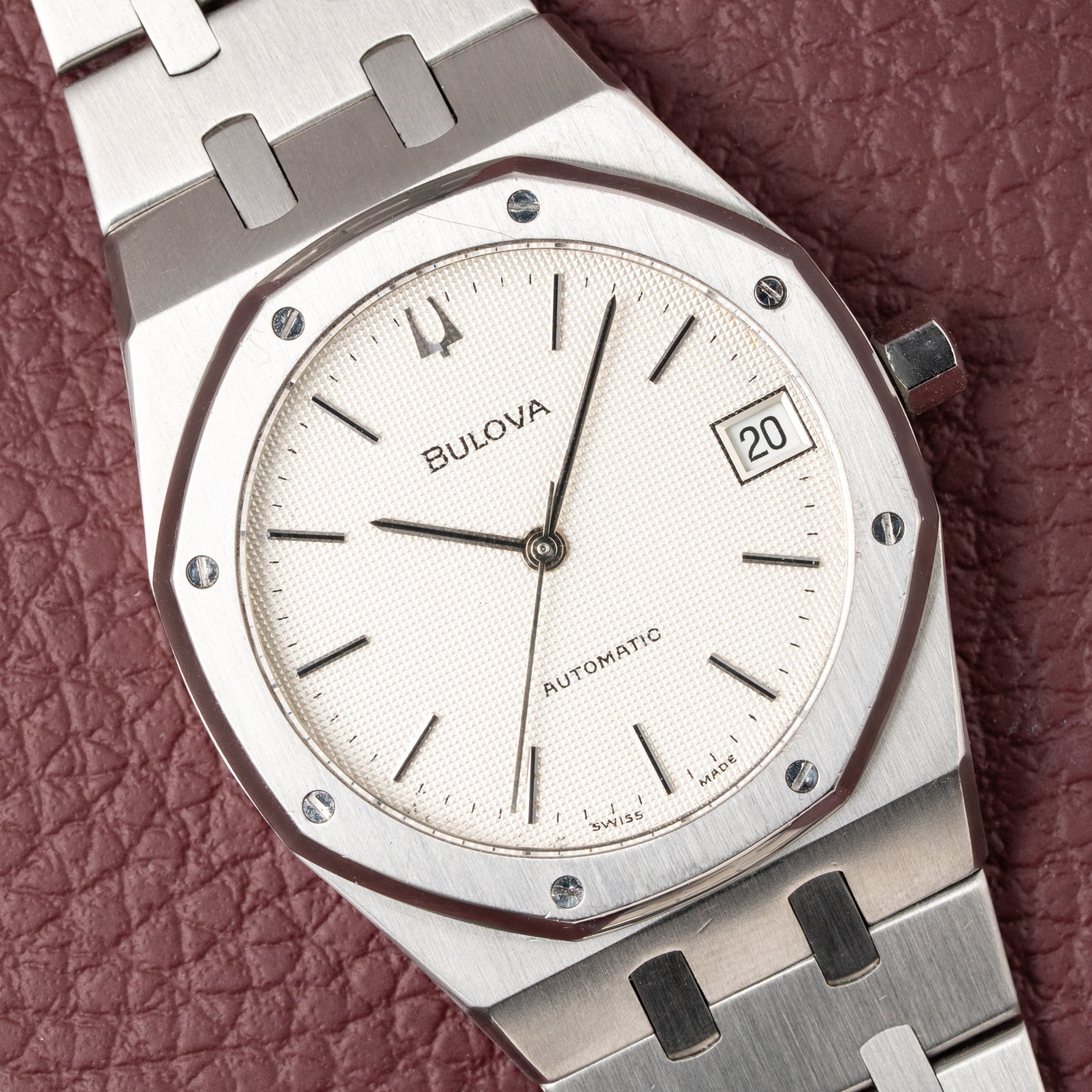 Bulova Automatic Royal Oak White Dial Ref. 4420101 from 1980s