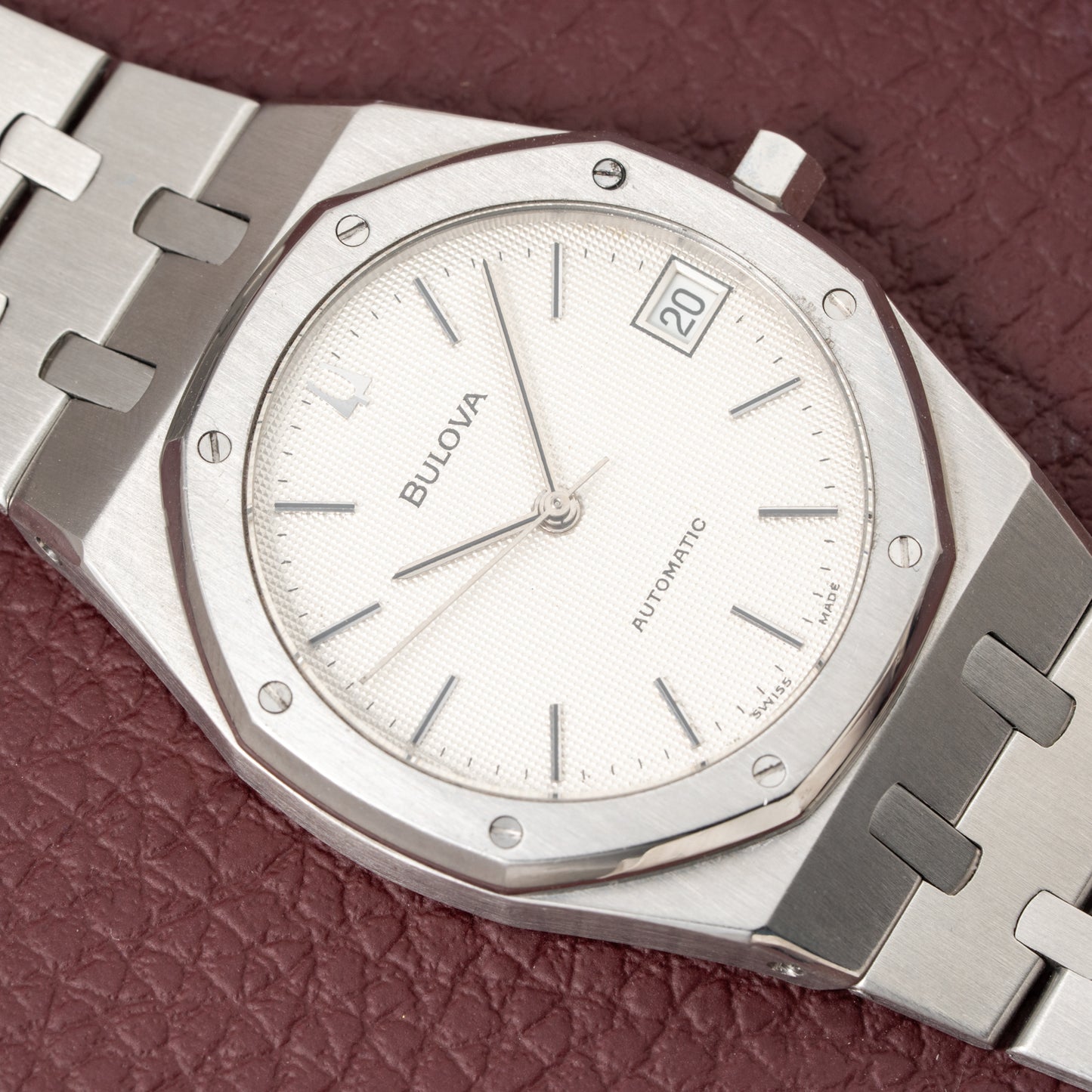 Bulova Automatic Royal Oak White Dial Ref. 4420101 from 1980s