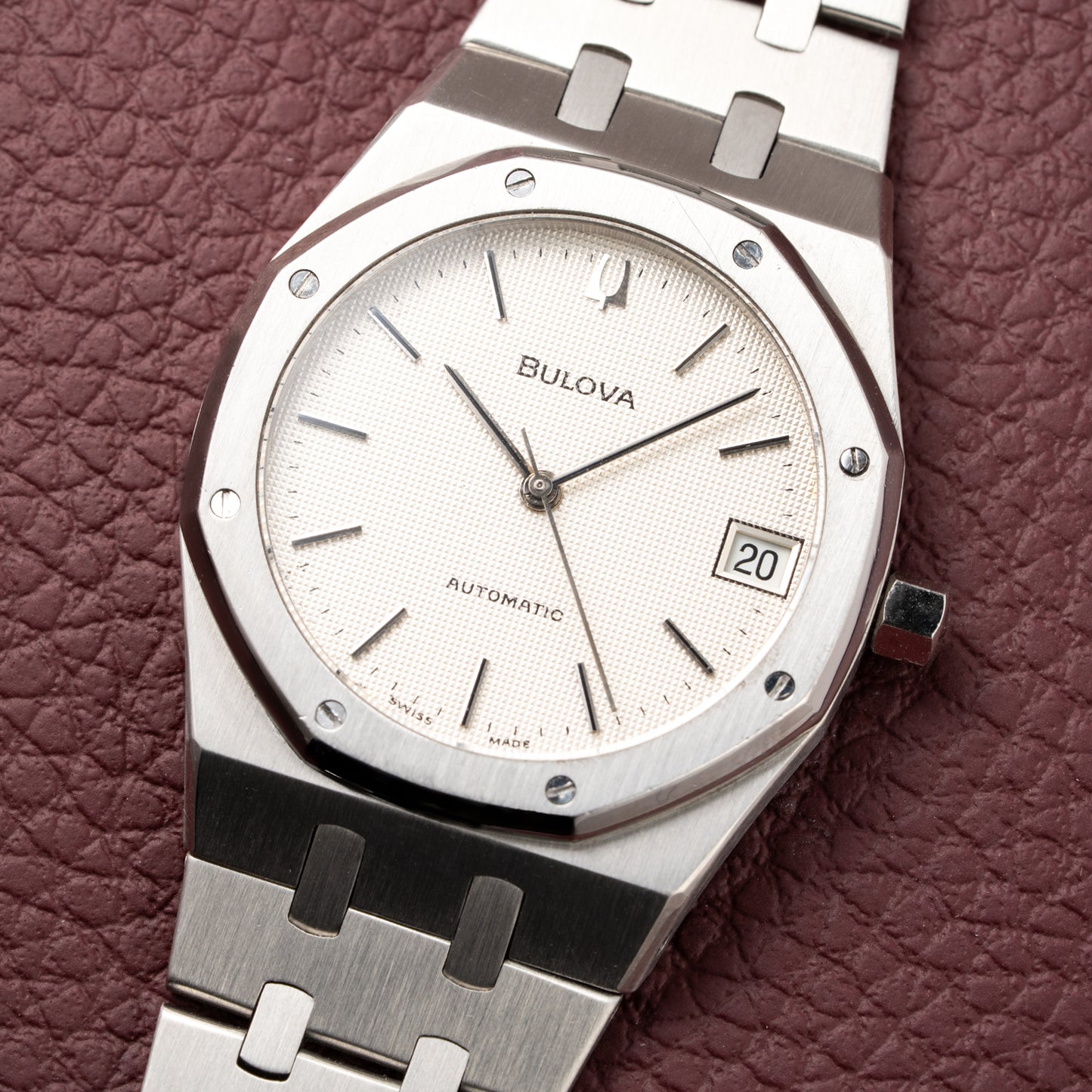Bulova Automatic Royal Oak White Dial Ref. 4420101 from 1980s