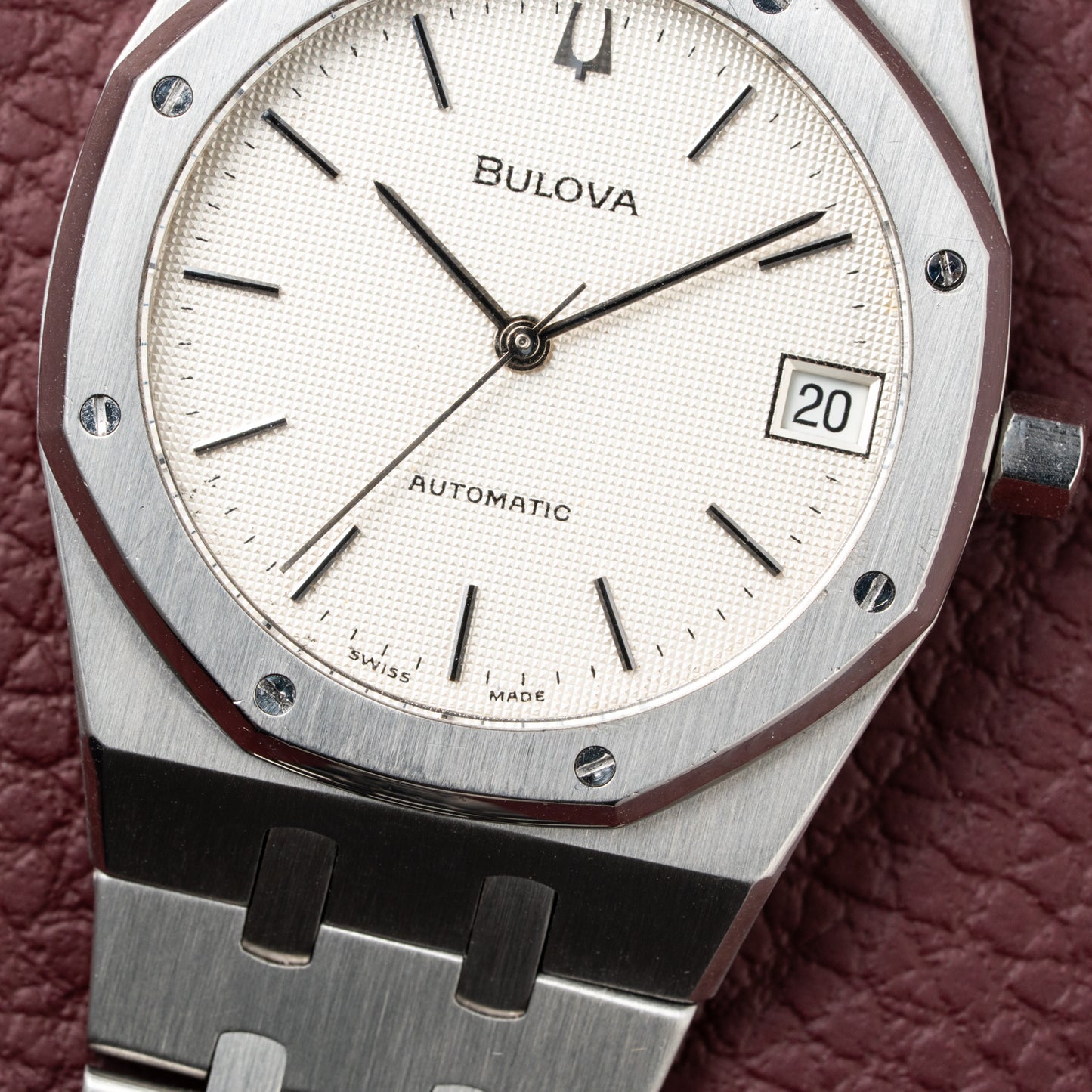 Bulova Automatic Royal Oak White Dial Ref. 4420101 from 1980s
