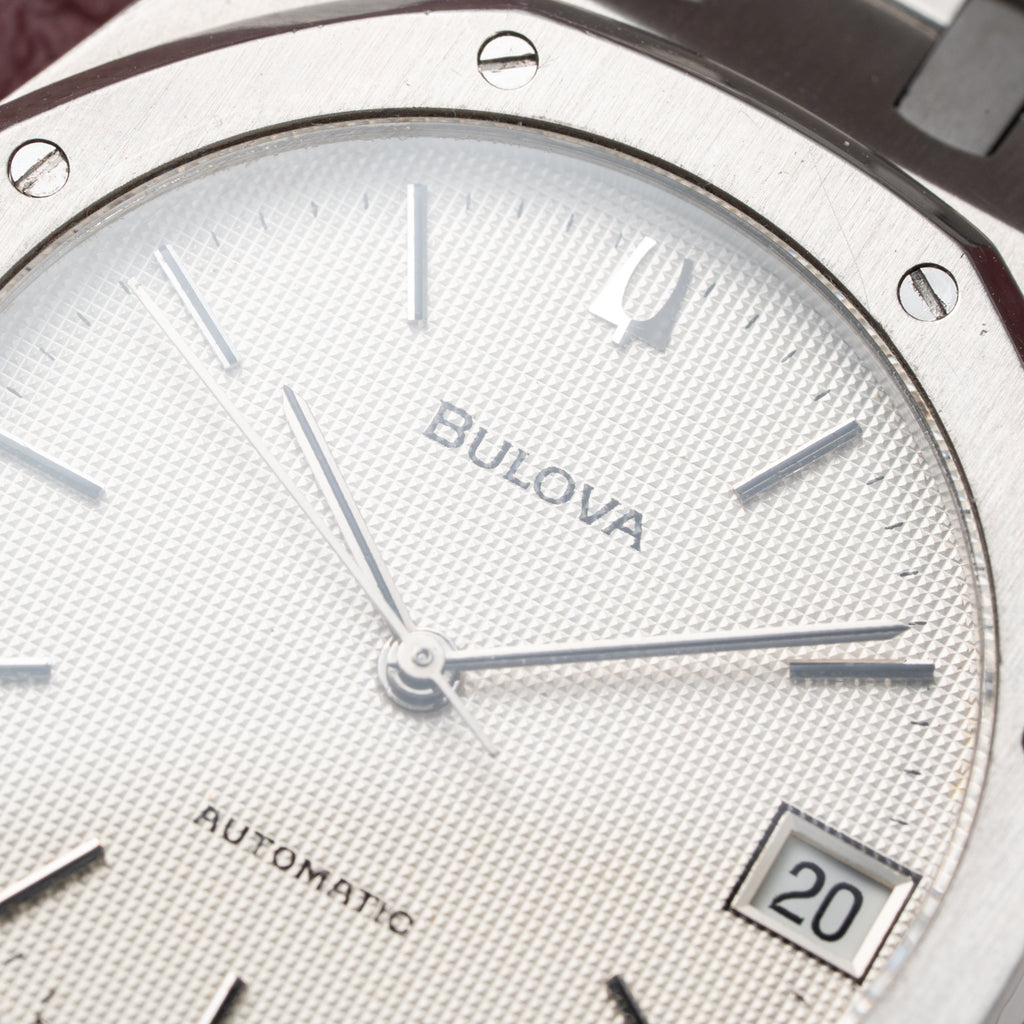 Bulova Automatic Royal Oak White Dial Ref. 4420101 from 1980s