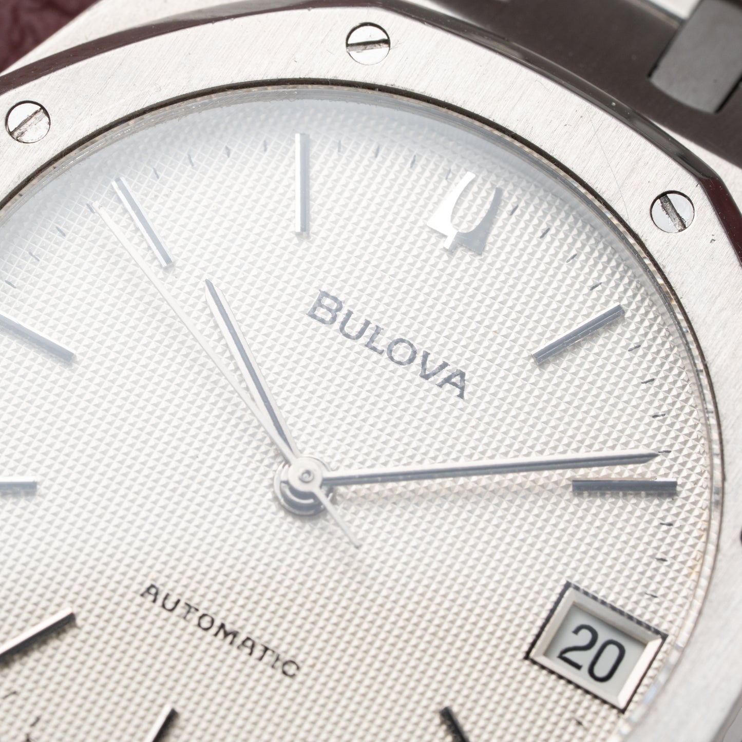 Bulova Automatic Royal Oak White Dial Ref. 4420101 from 1980s