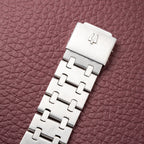 Bulova Automatic Royal Oak White Dial Ref. 4420101 from 1980s