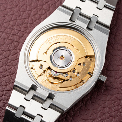 Bulova Automatic Royal Oak White Dial Ref. 4420101 from 1980s