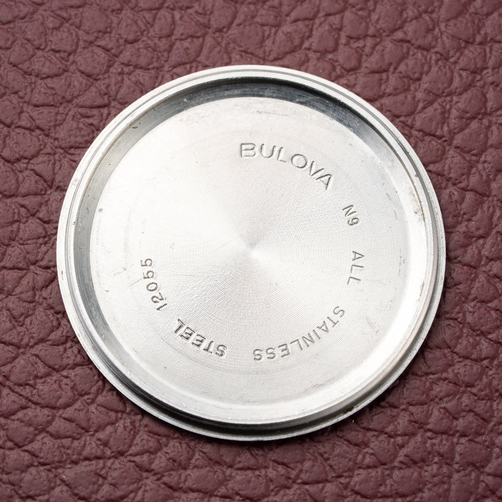 Bulova Automatic Royal Oak White Dial Ref. 4420101 from 1980s