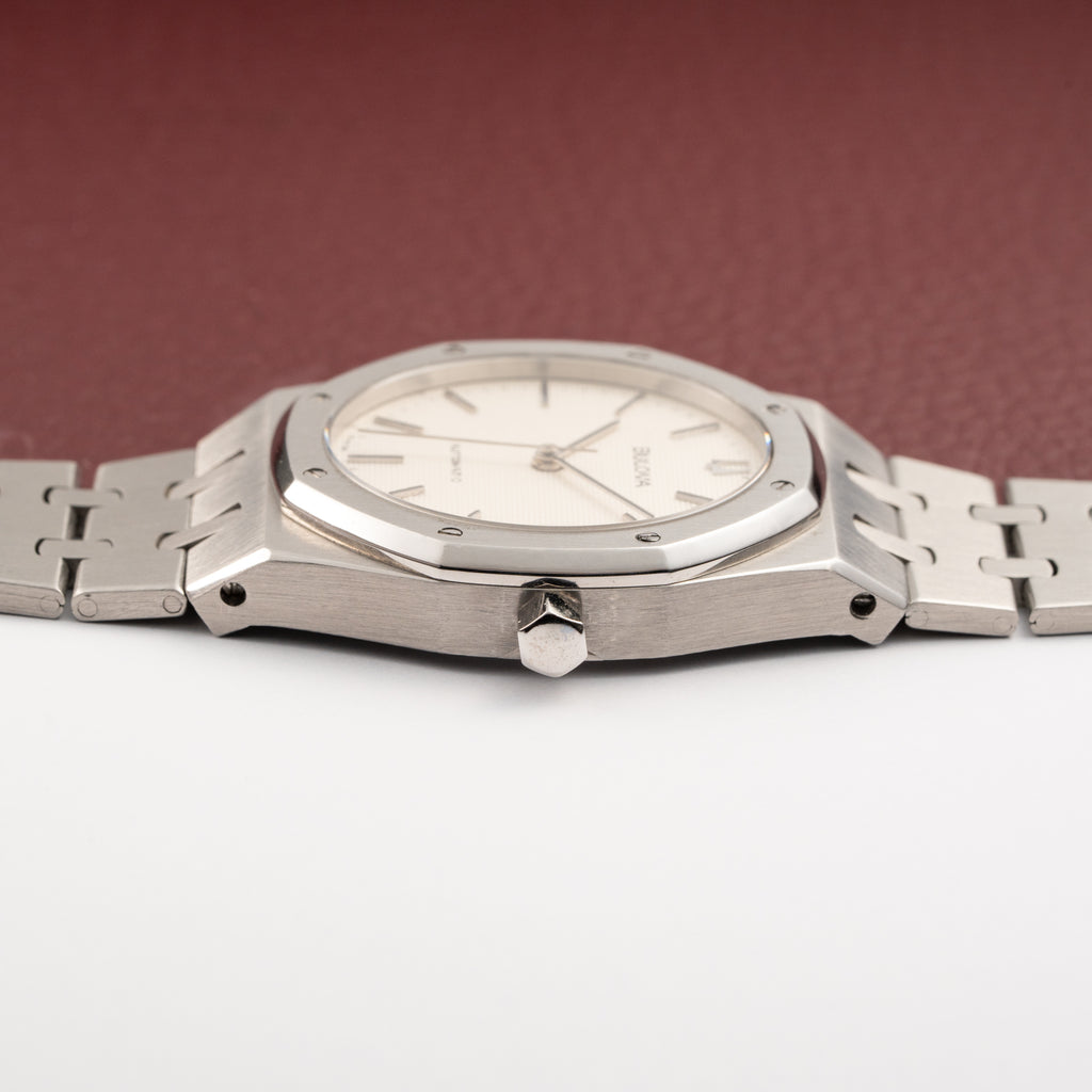 Bulova Automatic Royal Oak White Dial Ref. 4420101 from 1980s