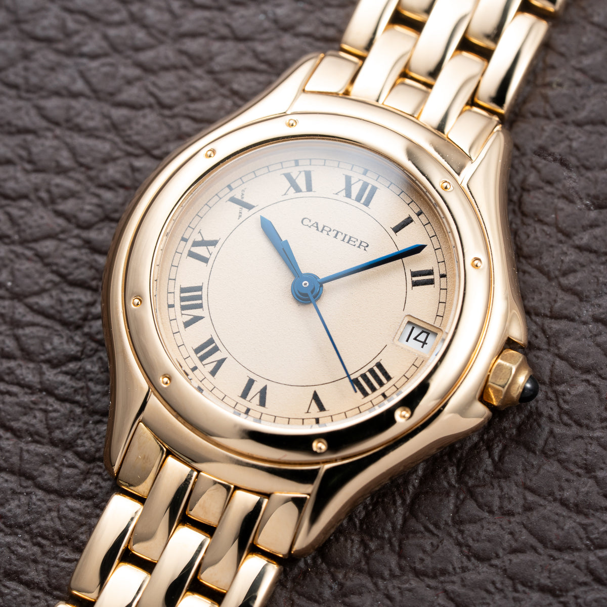 Cartier Cougar PM 18K Yellow Gold  Cartier Service 2026 Ref. 887906