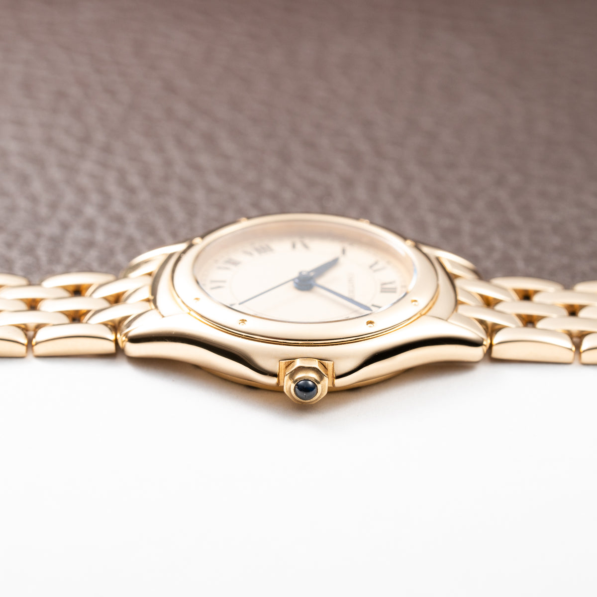 Cartier Cougar PM 18K Yellow Gold  Cartier Service 2026 Ref. 887906