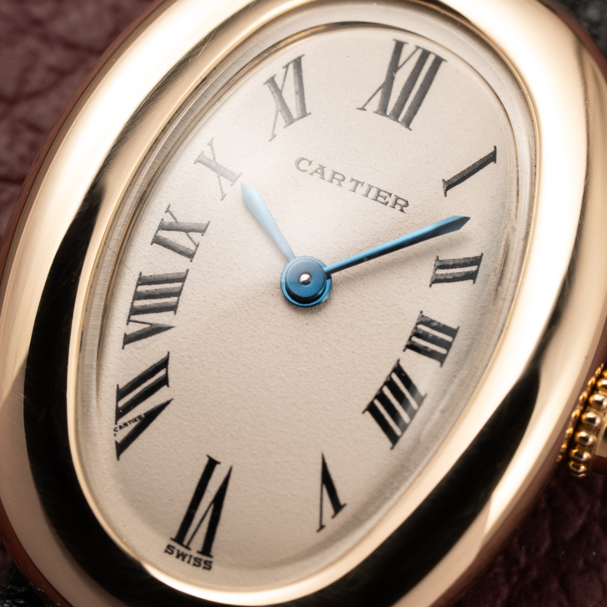 Cartier Baignoire 18K Yellow Gold Quartz Ref. 866044 from 1990s