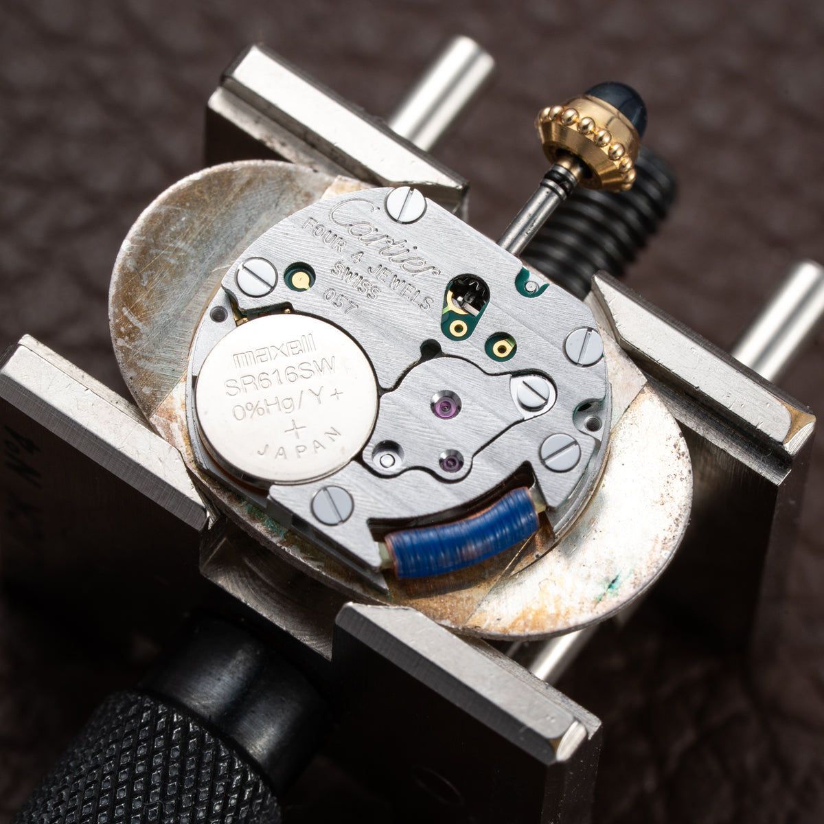 Cartier Baignoire 18K Yellow Gold Quartz with Cartier Service Papers Ref 8057912 from 1990s