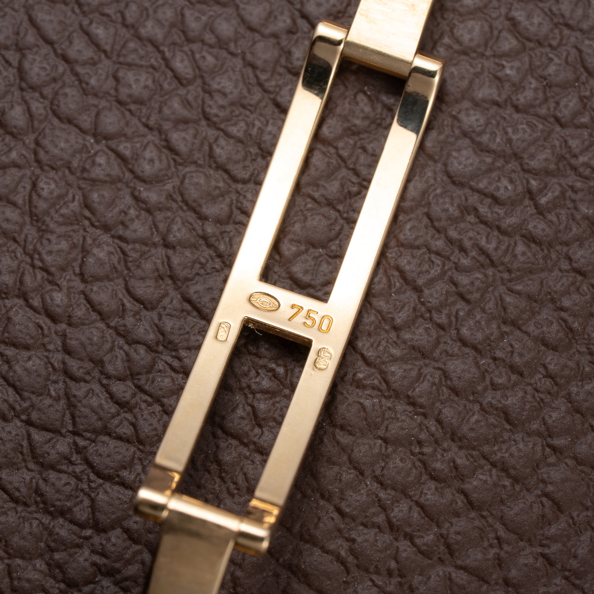 Cartier Baignoire 18K Yellow Gold Quartz with Cartier Service Papers Ref 8057912 from 1990s