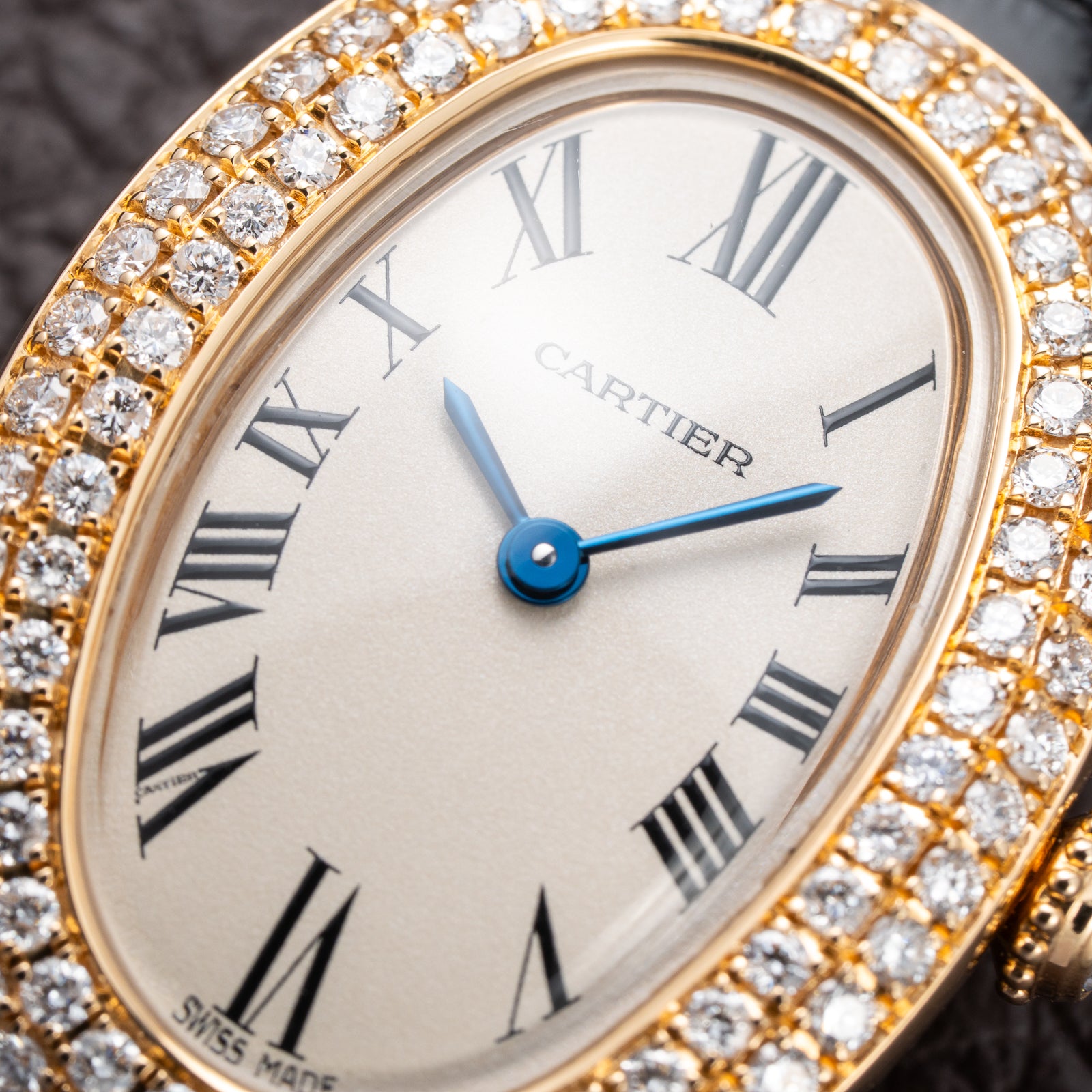 Cartier Baignoire Two-Row Factory Diamond Set 18K Yellow Gold Cartier Serviced 2026 Ref. 866044