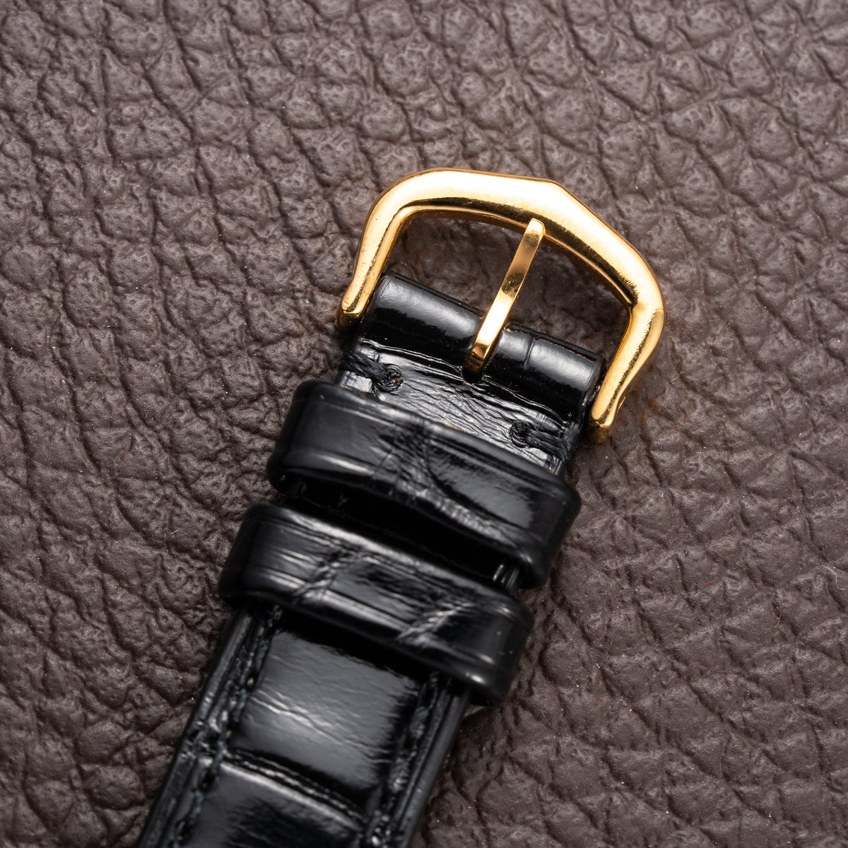Cartier Baignoire Two-Row Factory Diamond Set 18K Yellow Gold Cartier Serviced 2026 Ref. 866044