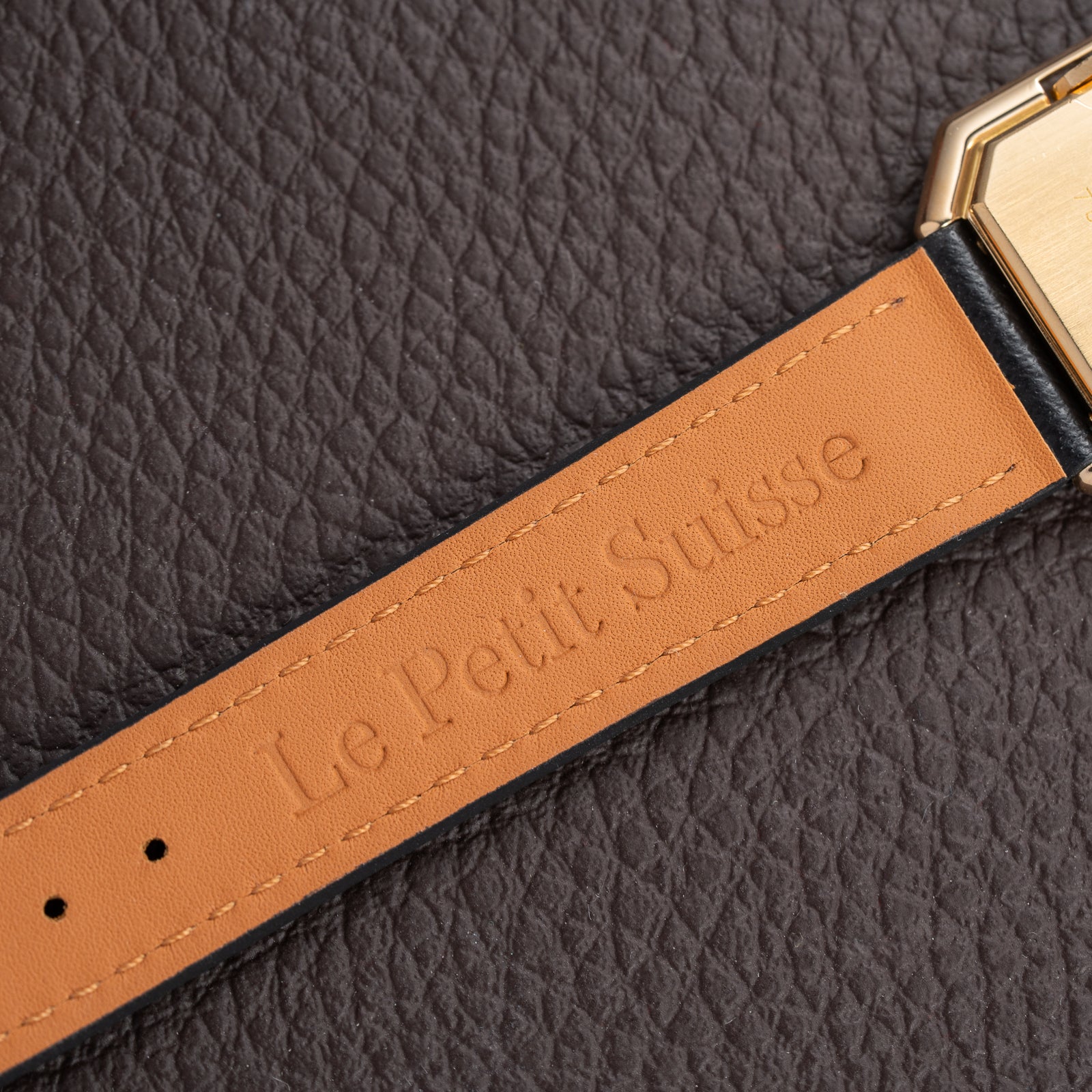 Cartier Ceinture “Paris” 18K Yellow Gold GM Ref. 78099 from 1970s