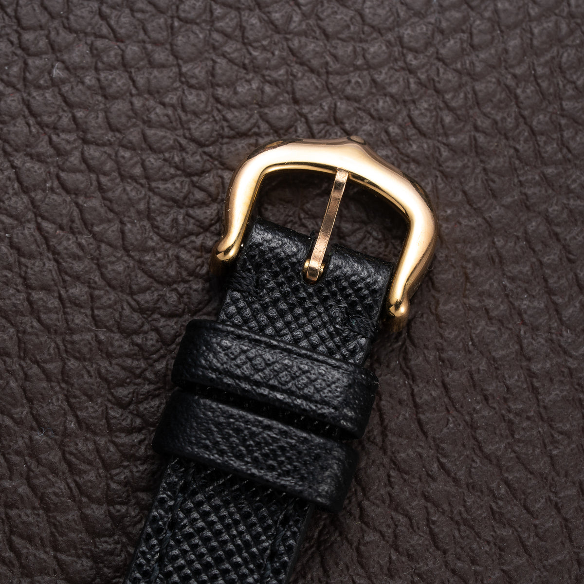Cartier Ceinture Mini PM 18K Yellow Gold Quartz Ref. 66020 From 1970s