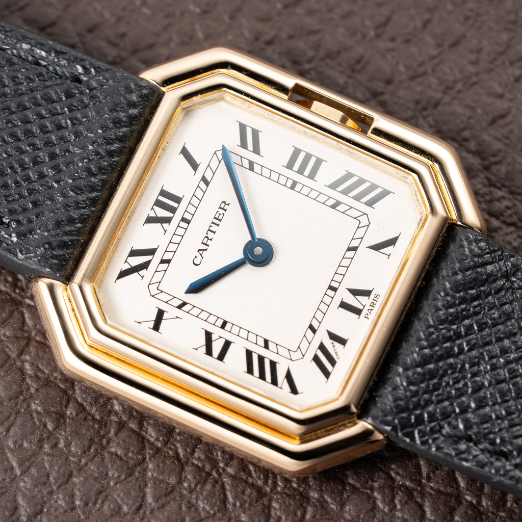 Cartier Ceinture 'Paris' Signed Dial 18K Yellow Gold GM Ref. 78099 from 1970s