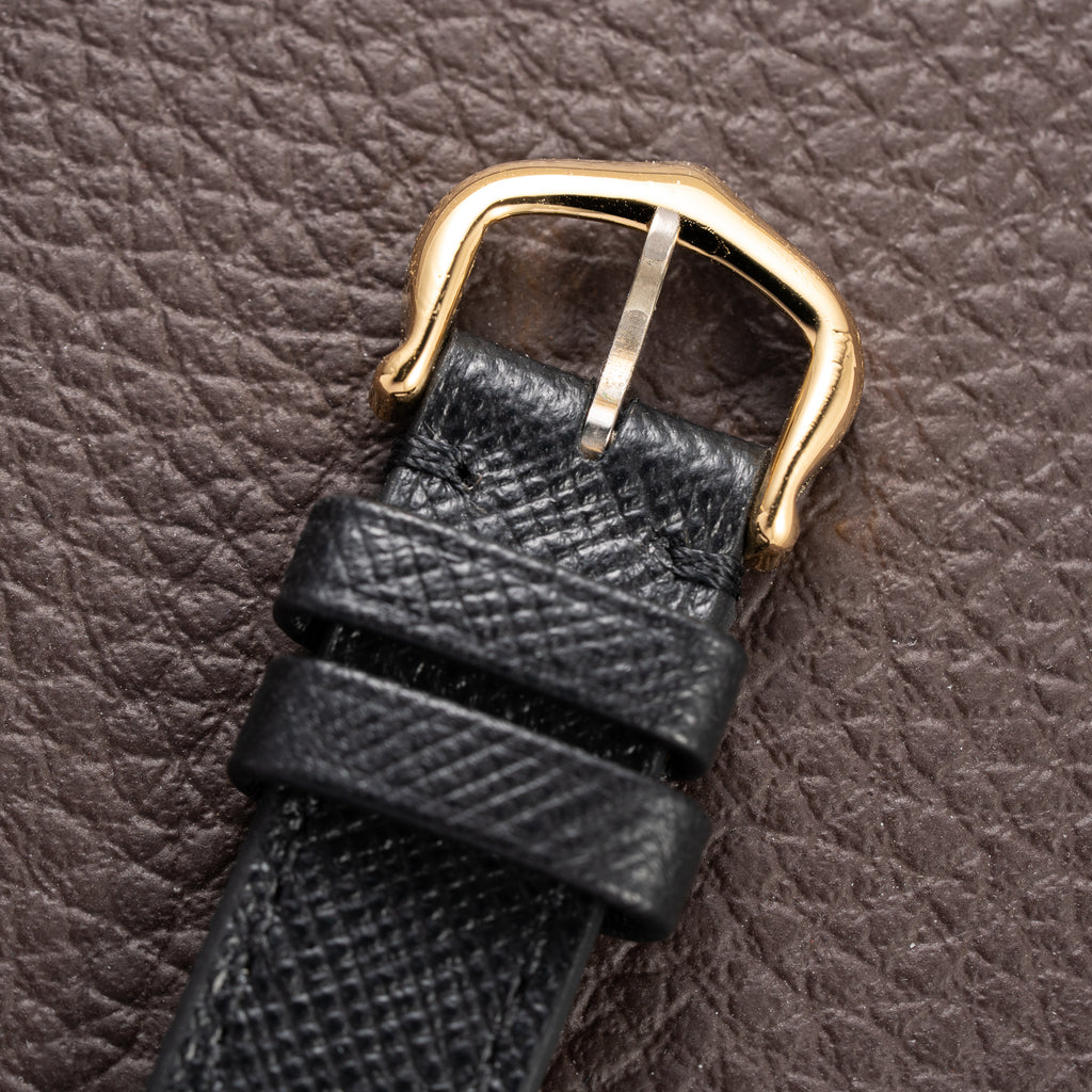 Cartier Ceinture 'Paris' Signed Dial 18K Yellow Gold GM Ref. 78099 from 1970s