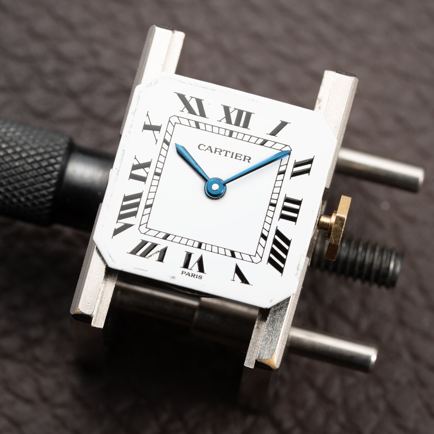 Cartier Ceinture "Paris" Dial Grain de Riz Bracelet 18K Yellow Gold PM Ref. 78100 from 1970s