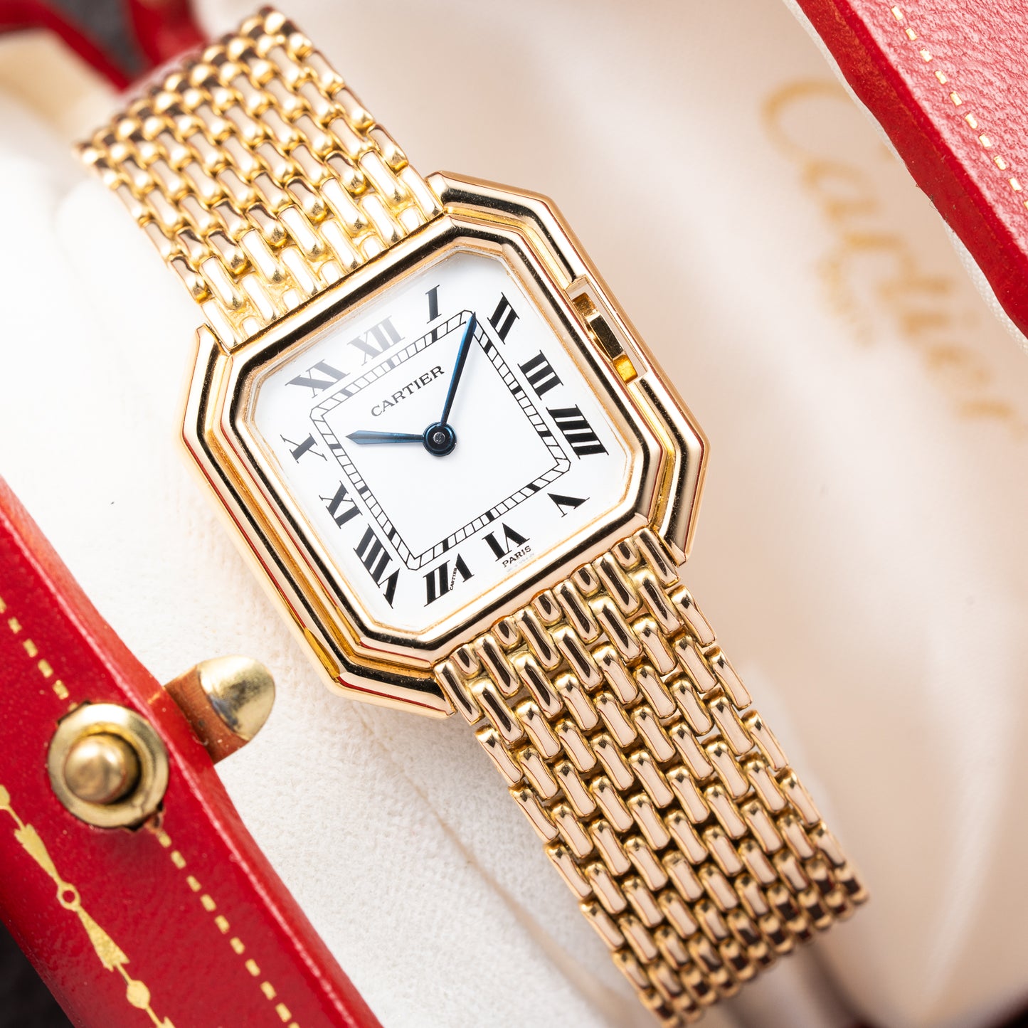 Cartier Ceinture "Paris" Dial Grain de Riz Bracelet 18K Yellow Gold PM Ref. 78100 from 1970s