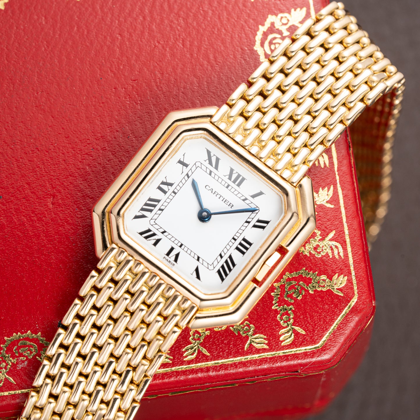 Cartier Ceinture "Paris" Dial Grain de Riz Bracelet 18K Yellow Gold PM Ref. 78100 from 1970s
