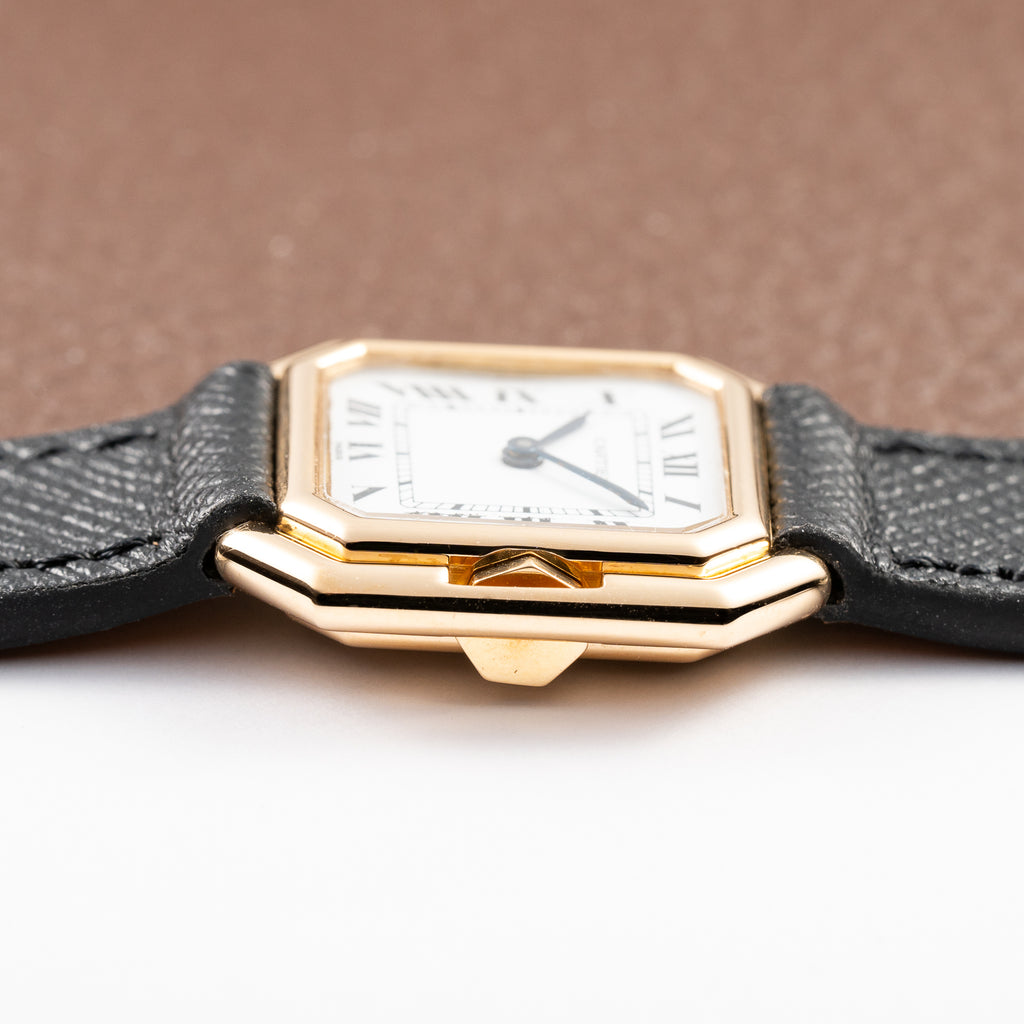 Cartier Ceinture 'Paris' Signed Dial 18K Yellow Gold SM Ref. 78100 from 1970s