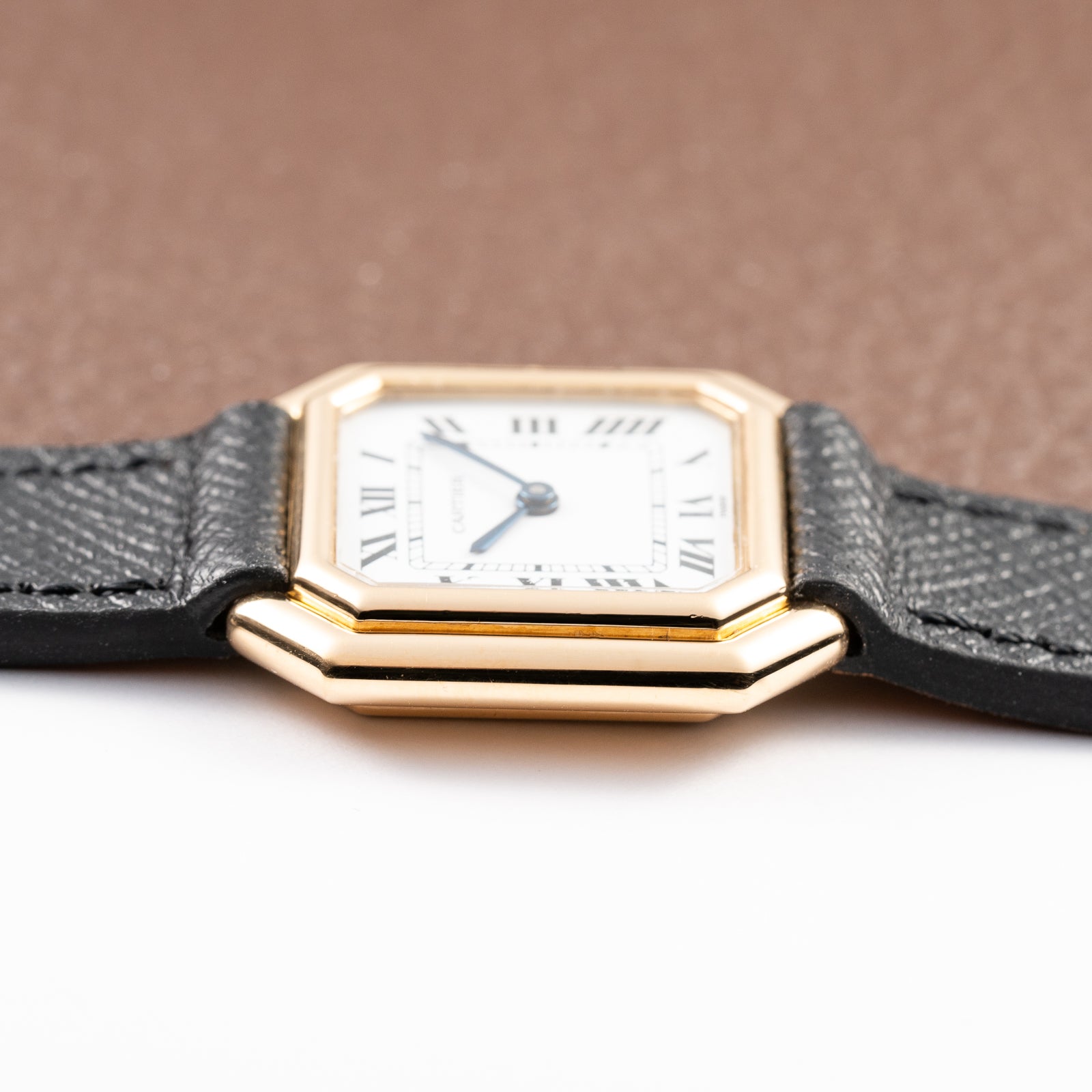 Cartier Ceinture 'Paris' Signed Dial 18K Yellow Gold SM Ref. 78100 from 1970s